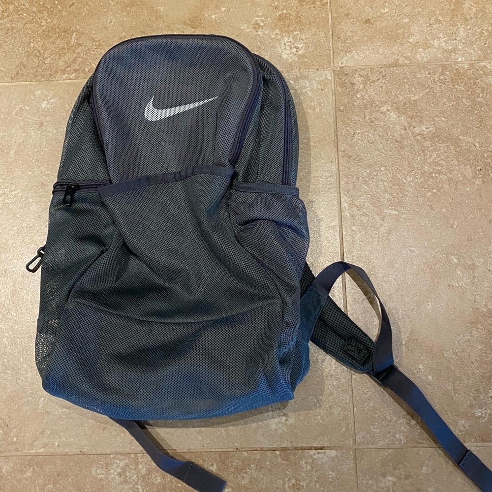 Nike Brasilia Mesh 9.0 Training Backpack new!